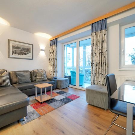 Apartment Tini - By Alpen Apartments Zell am See Esterno foto