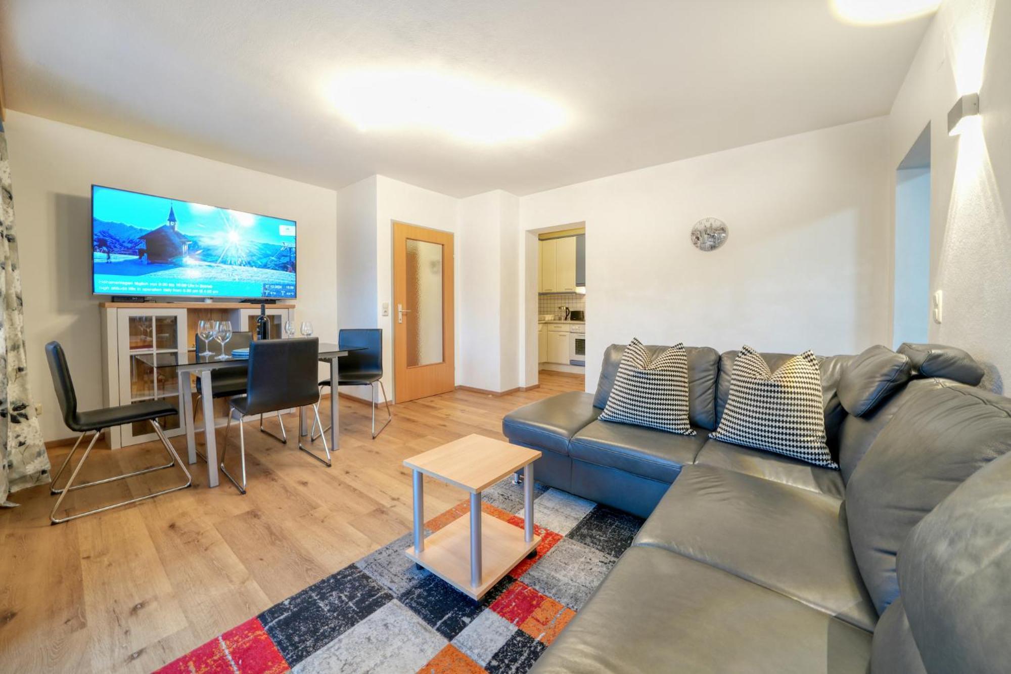 Apartment Tini - By Alpen Apartments Zell am See Esterno foto