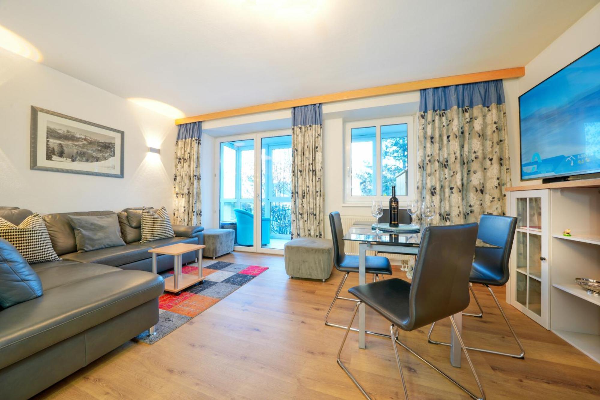 Apartment Tini - By Alpen Apartments Zell am See Esterno foto